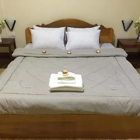 Met Sunset Guesthouse